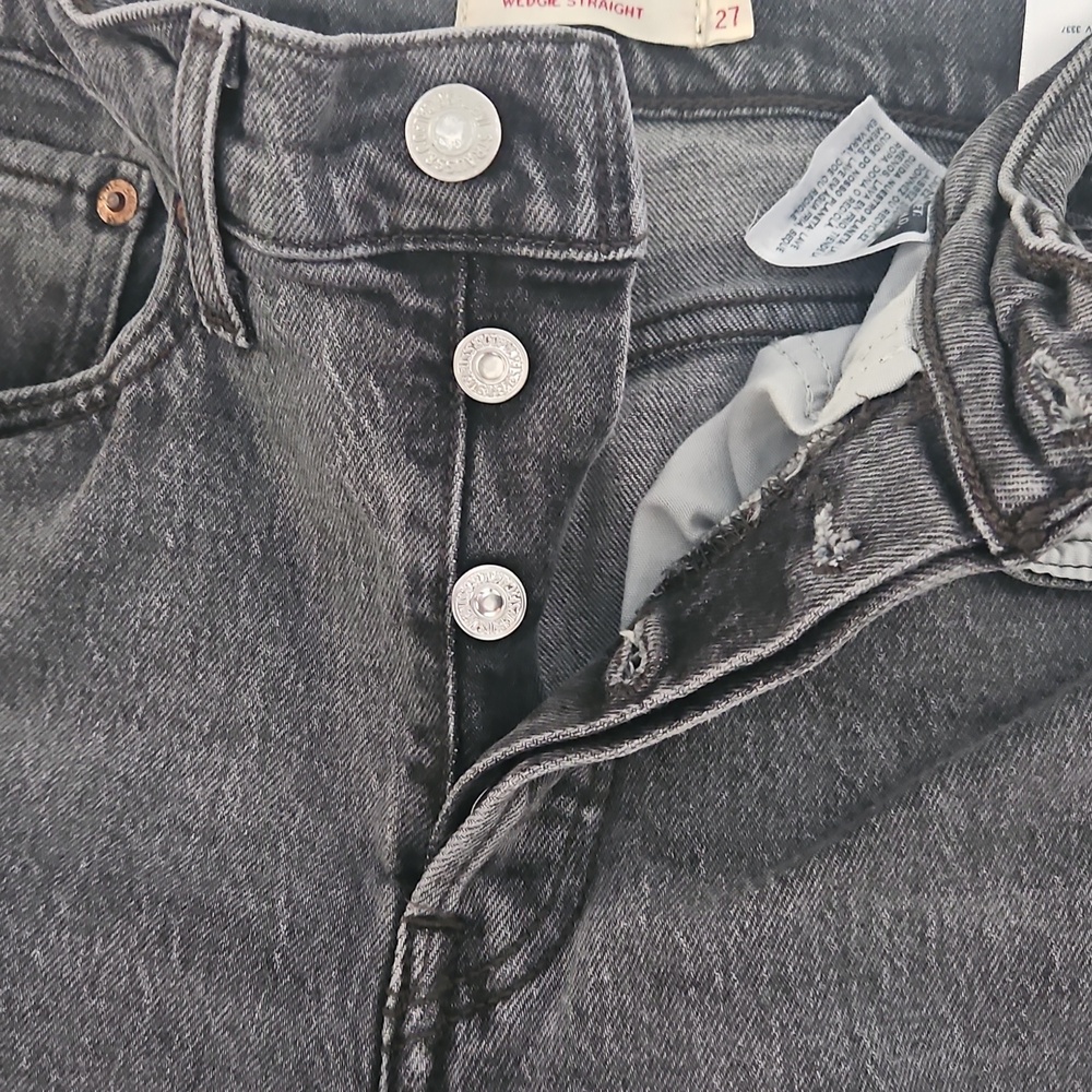 LEVI'S Jeans - Picture 2 of 4